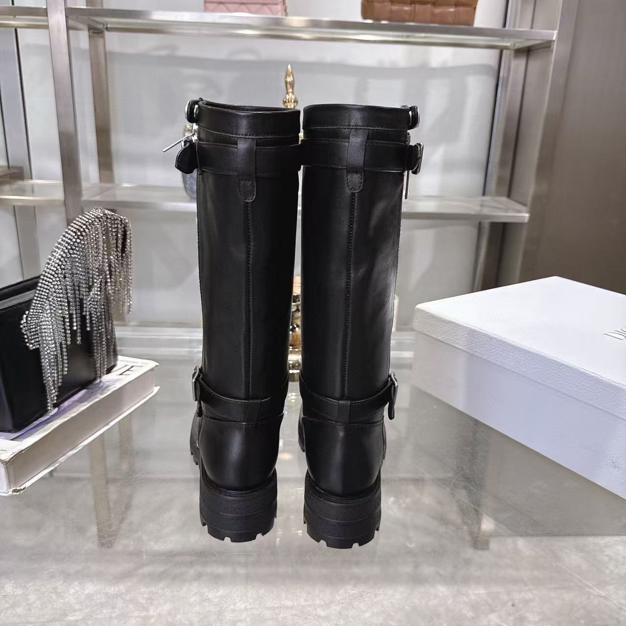 DI0Rの高品質ジッパー付きレザーハイブーツ【50％割引+送料無料】