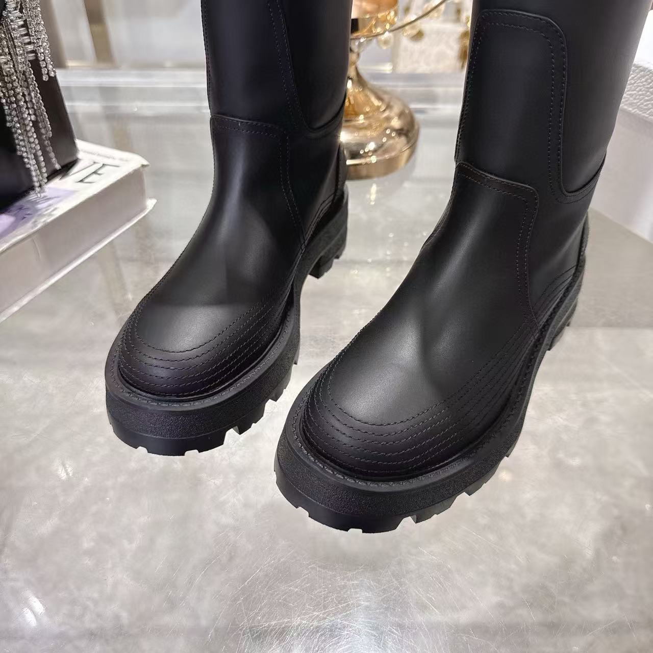 DI0Rの高品質秋冬レターハイブーツ【50％割引+送料無料】