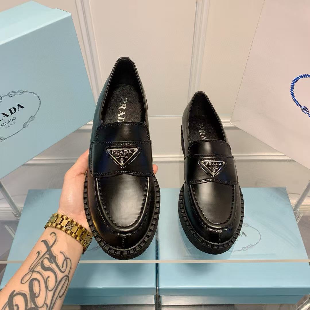 PR4DA トライアングルロゴ プラットフォームシューズ【50％割引+送料無料】