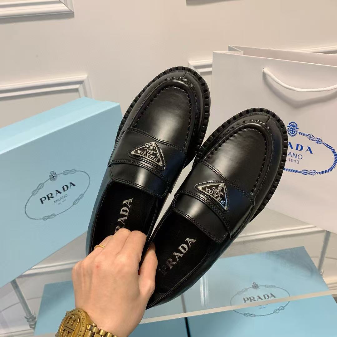 PR4DA トライアングルロゴ プラットフォームシューズ【50％割引+送料無料】