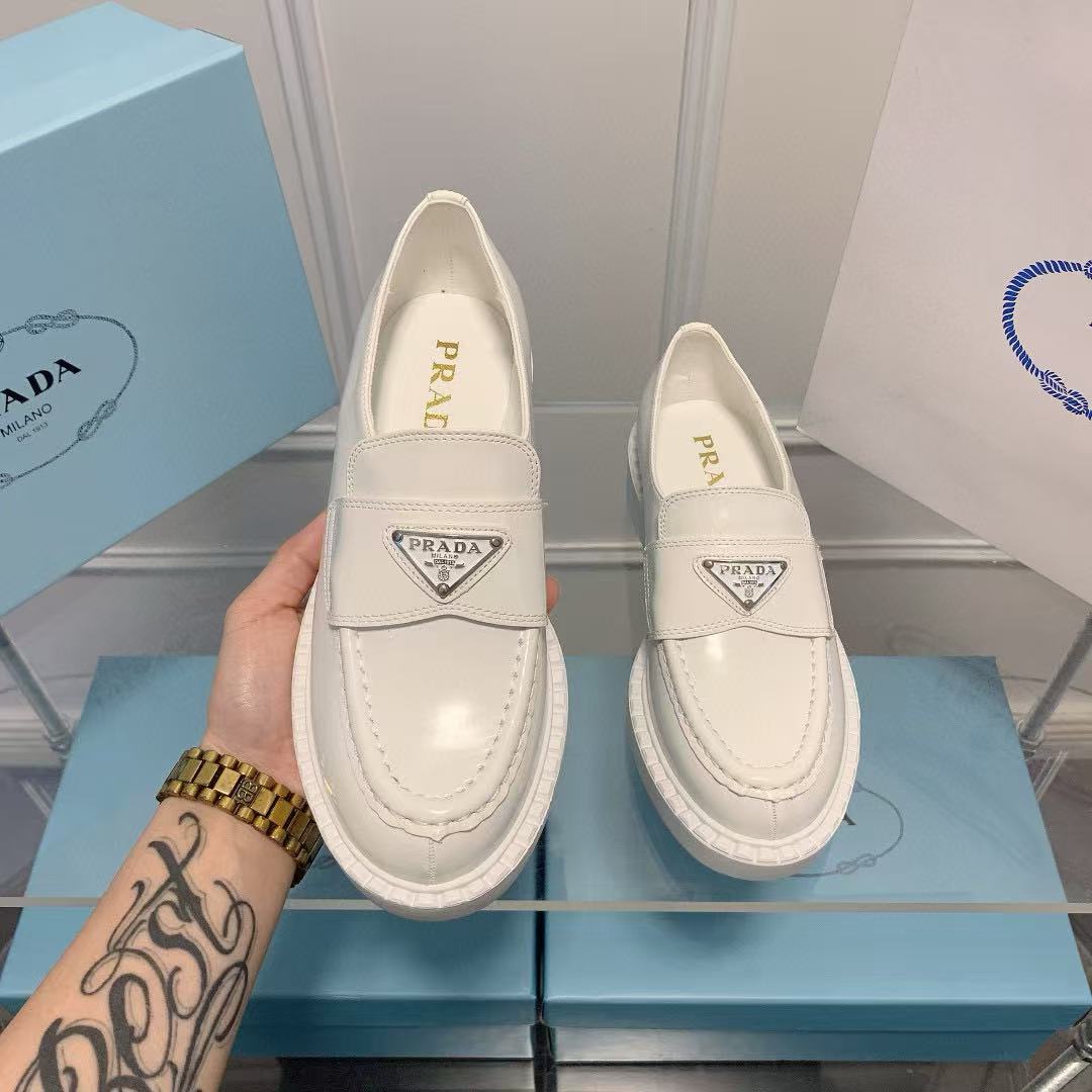 PR4DA トライアングルロゴ プラットフォームシューズ【50％割引+送料無料】