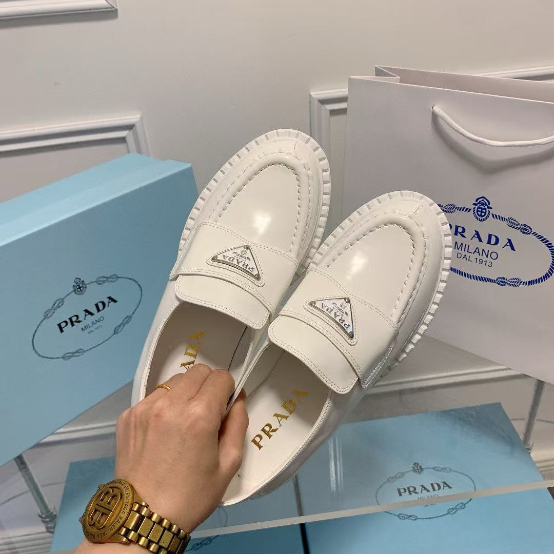 PR4DA トライアングルロゴ プラットフォームシューズ【50％割引+送料無料】