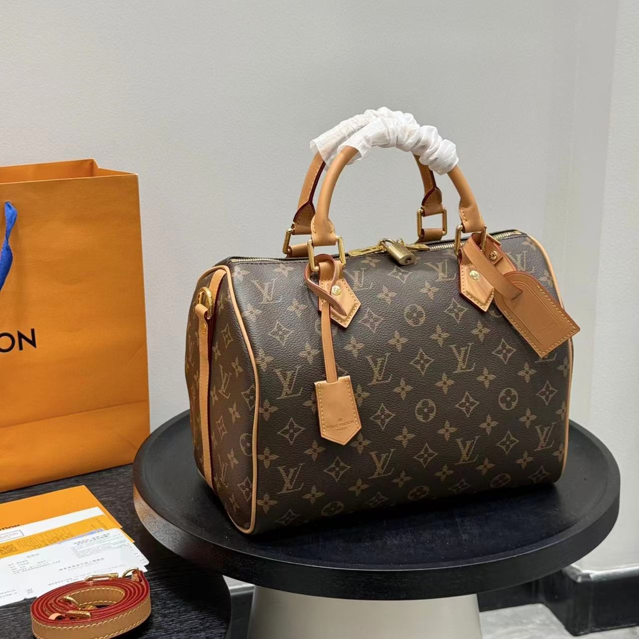 LVクラシックトラベルバッグ【50％割引+送料無料】