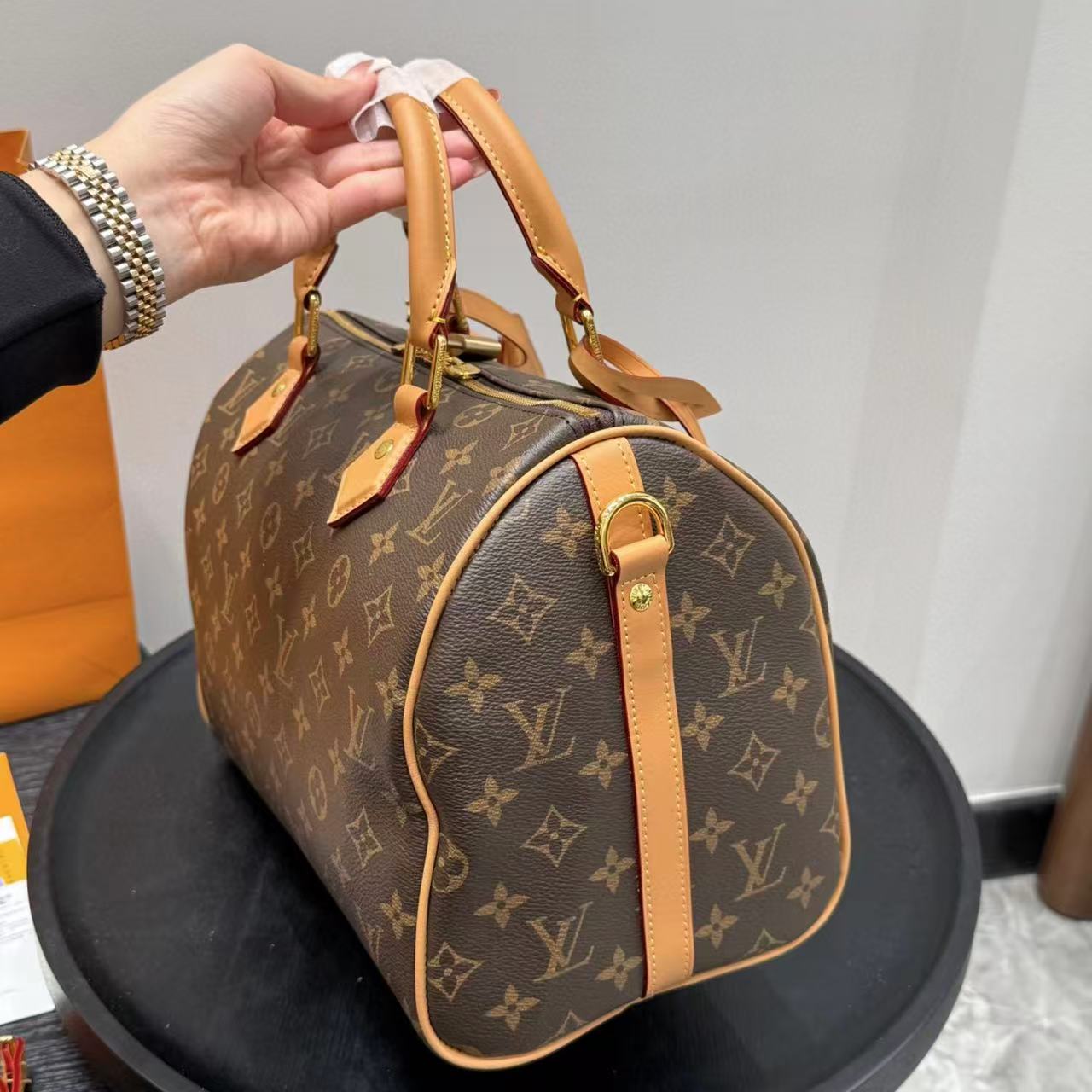 LVクラシックトラベルバッグ【50％割引+送料無料】