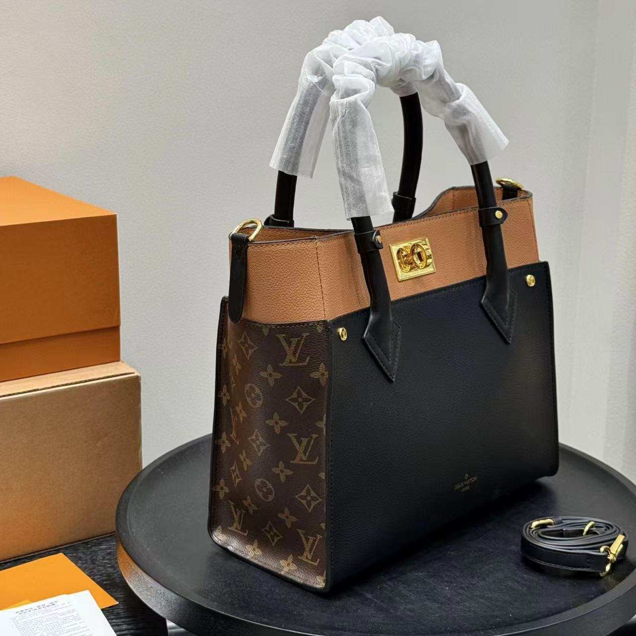 LV ON mysideハンドバッグ【50％割引+送料無料】