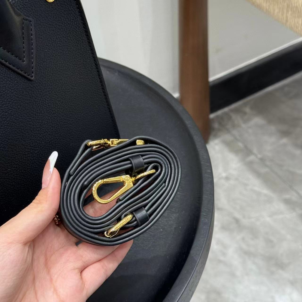 LV ON mysideハンドバッグ【50％割引+送料無料】