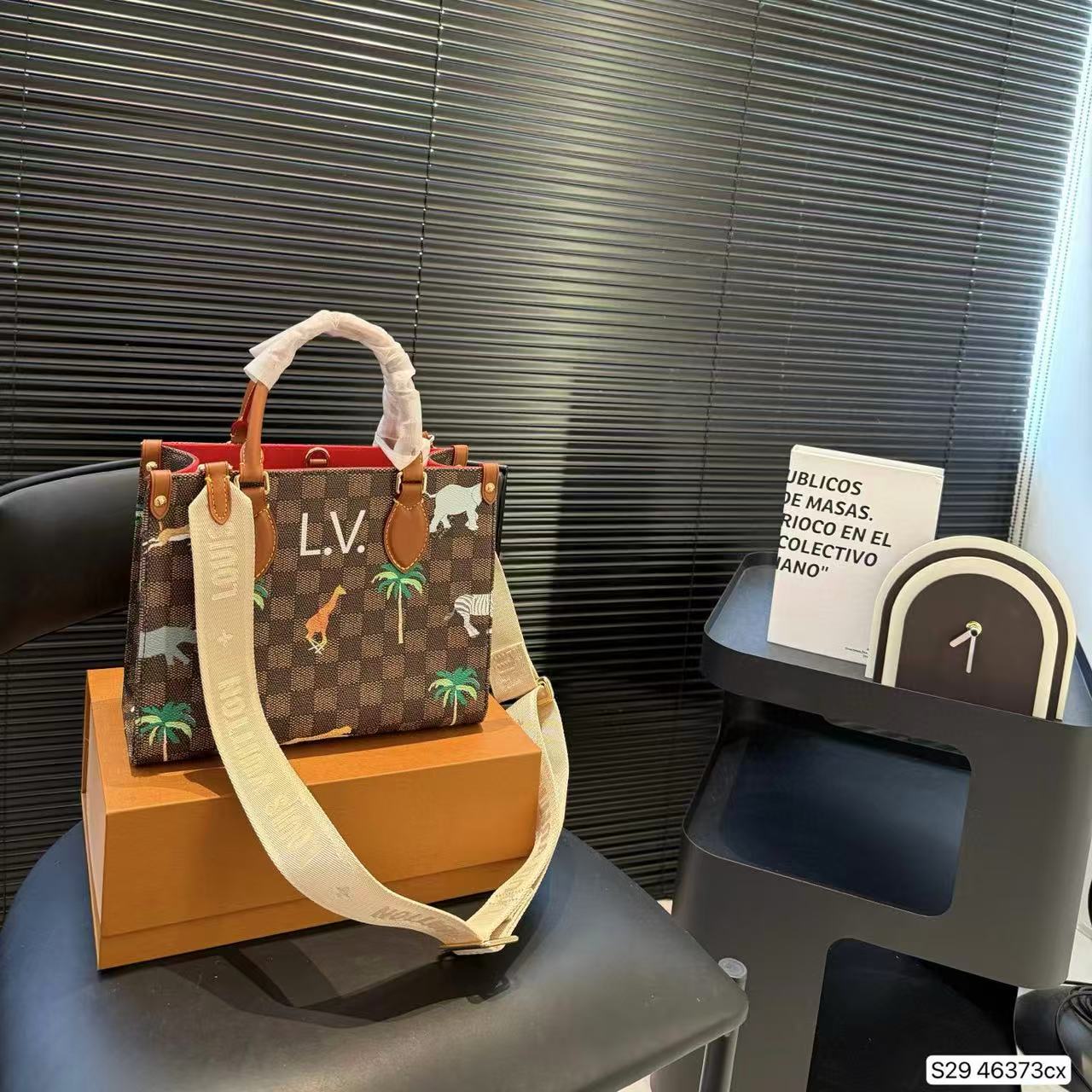 LVアニマルトートバッグ【50％割引+送料無料】