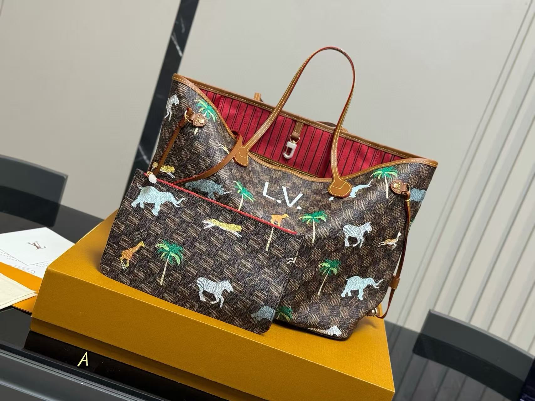 LV Neverfull動物のショッピングバッグ【50％割引+送料無料】
