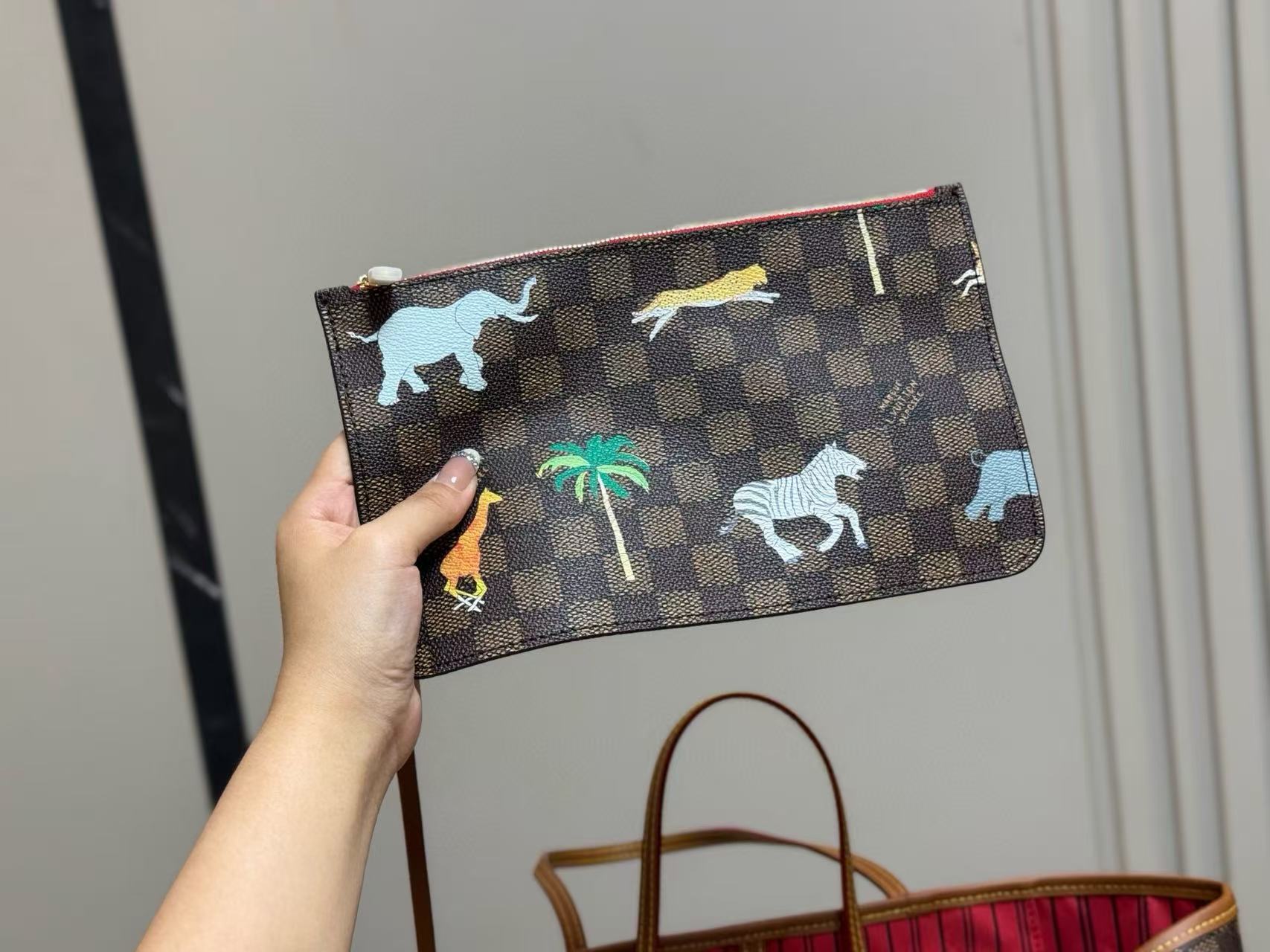 LV Neverfull動物のショッピングバッグ【50％割引+送料無料】