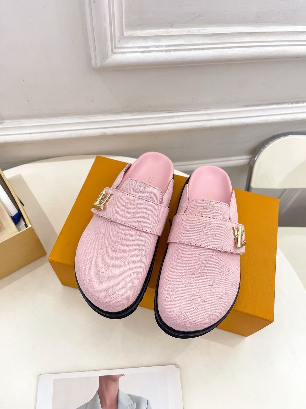 LVの高品質プリントスリッパ【50％割引+送料無料】