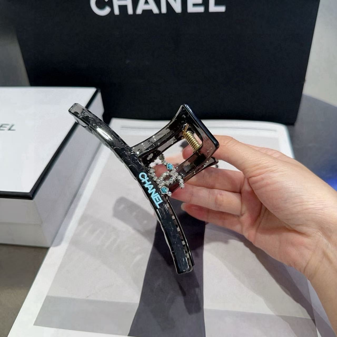CHANE1 ダブルCレタークリップ【50％割引+送料無料】