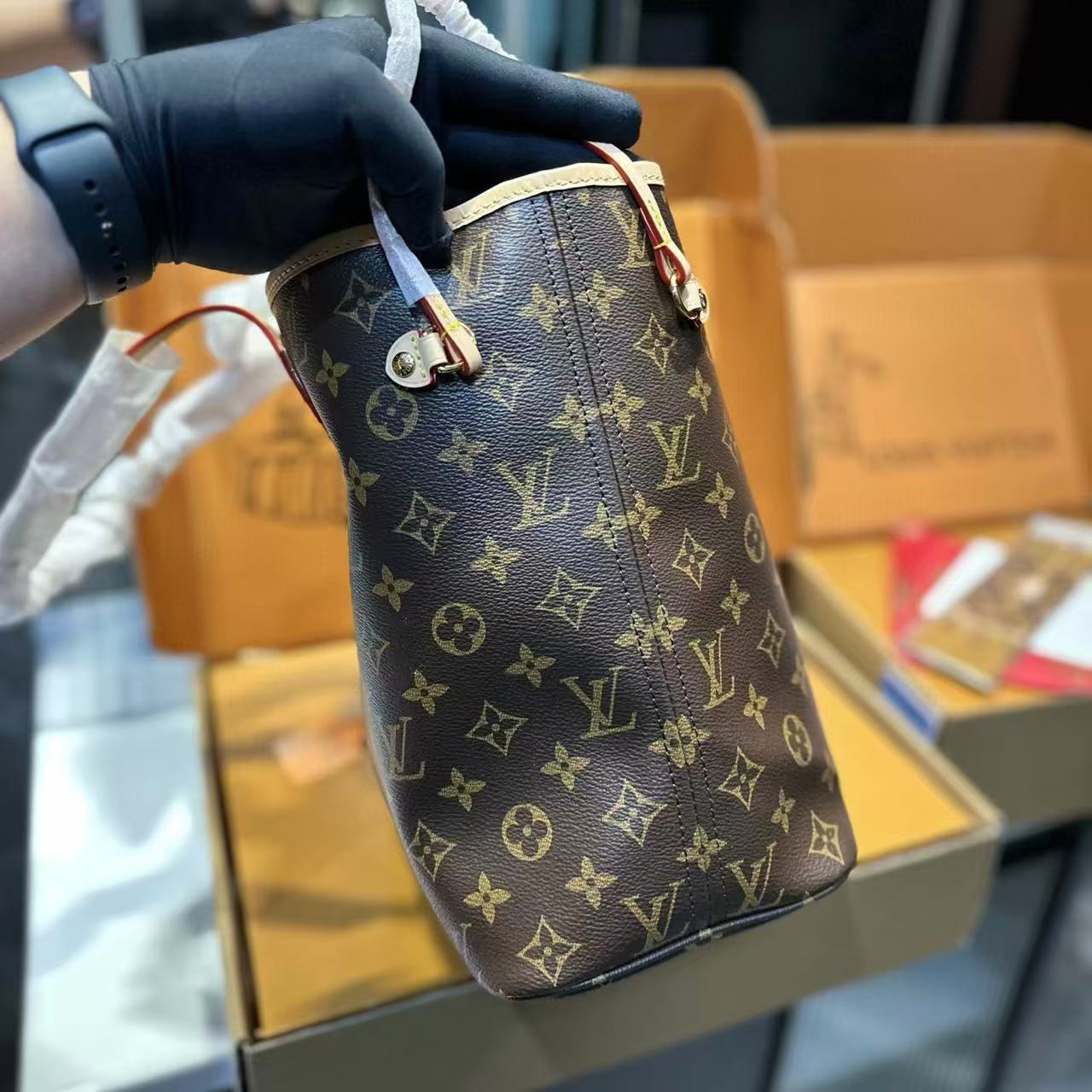 LVプリントのショッピングバッグ【50％割引+送料無料】