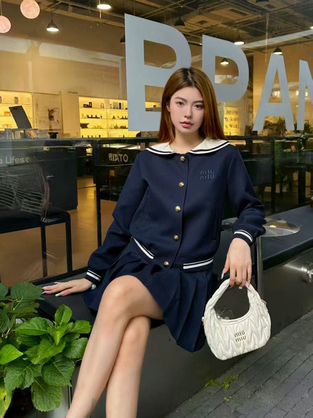 M1UM1U 襟付きジャケット+スカート ツーピースセット【50％割引+送料無料】