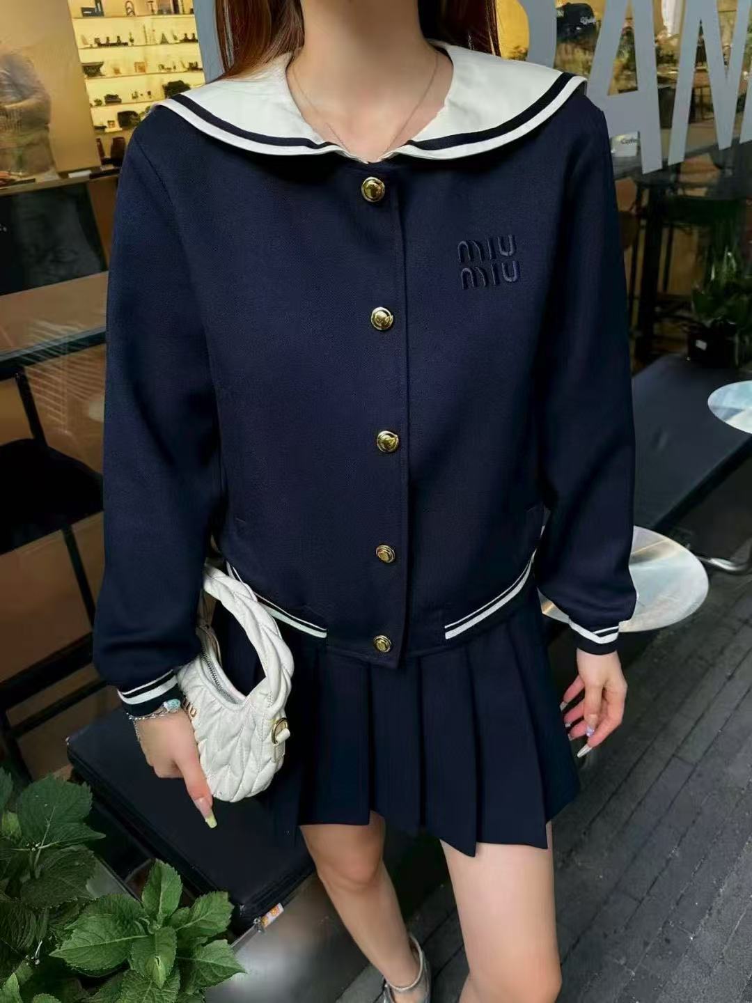 M1UM1U 襟付きジャケット+スカート ツーピースセット【50％割引+送料無料】