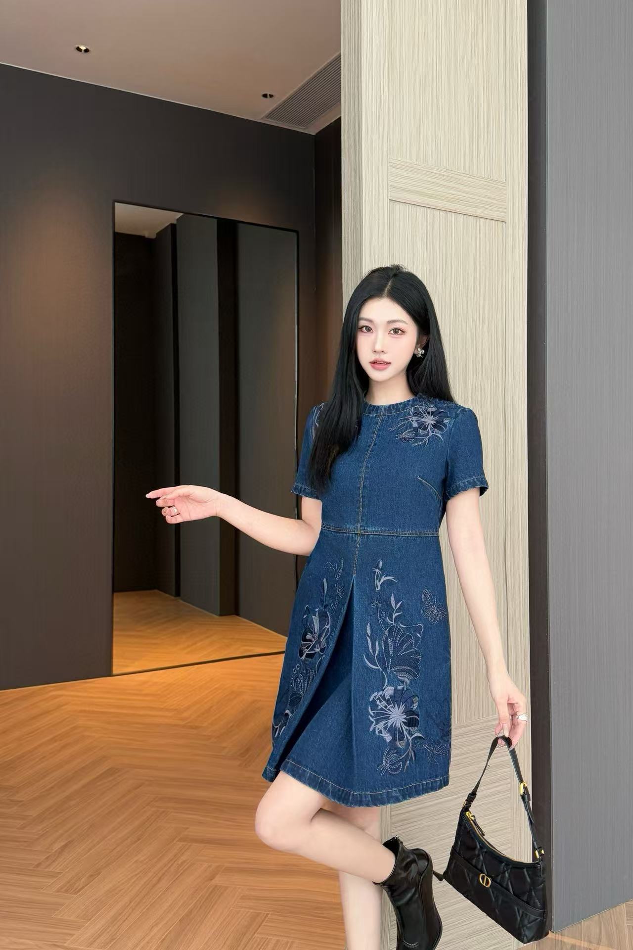 GUCC1 刺繍デニムドレス【50％割引+送料無料】