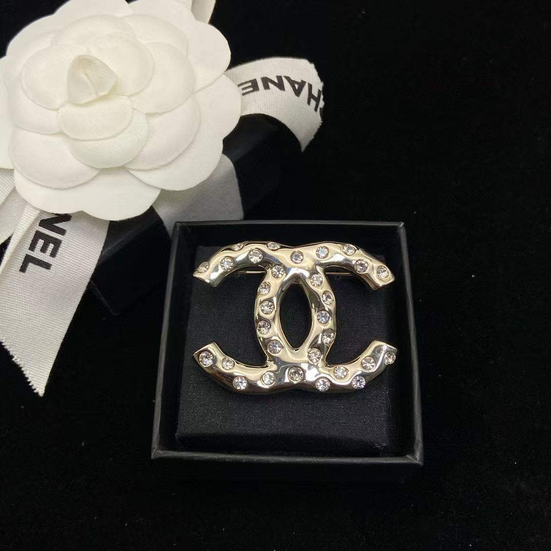 CHANE1 ダブルC ダイヤモンドブローチ【50％割引+送料無料】
