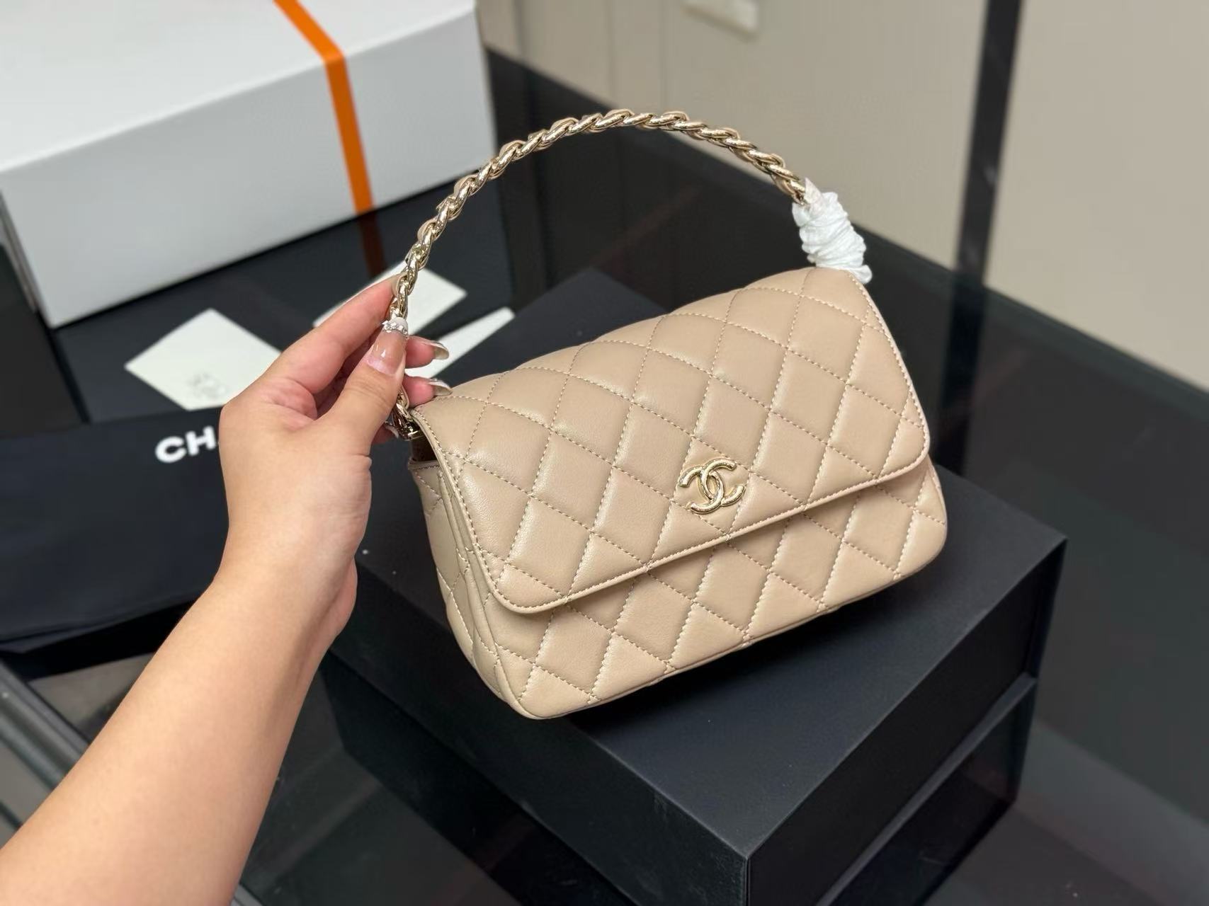 CHANE1 ハンドヘルドイブニングバッグ【50％割引+送料無料】