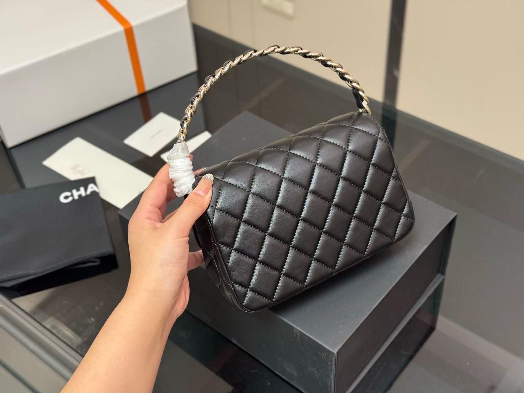 CHANE1 ハンドヘルドイブニングバッグ【50％割引+送料無料】