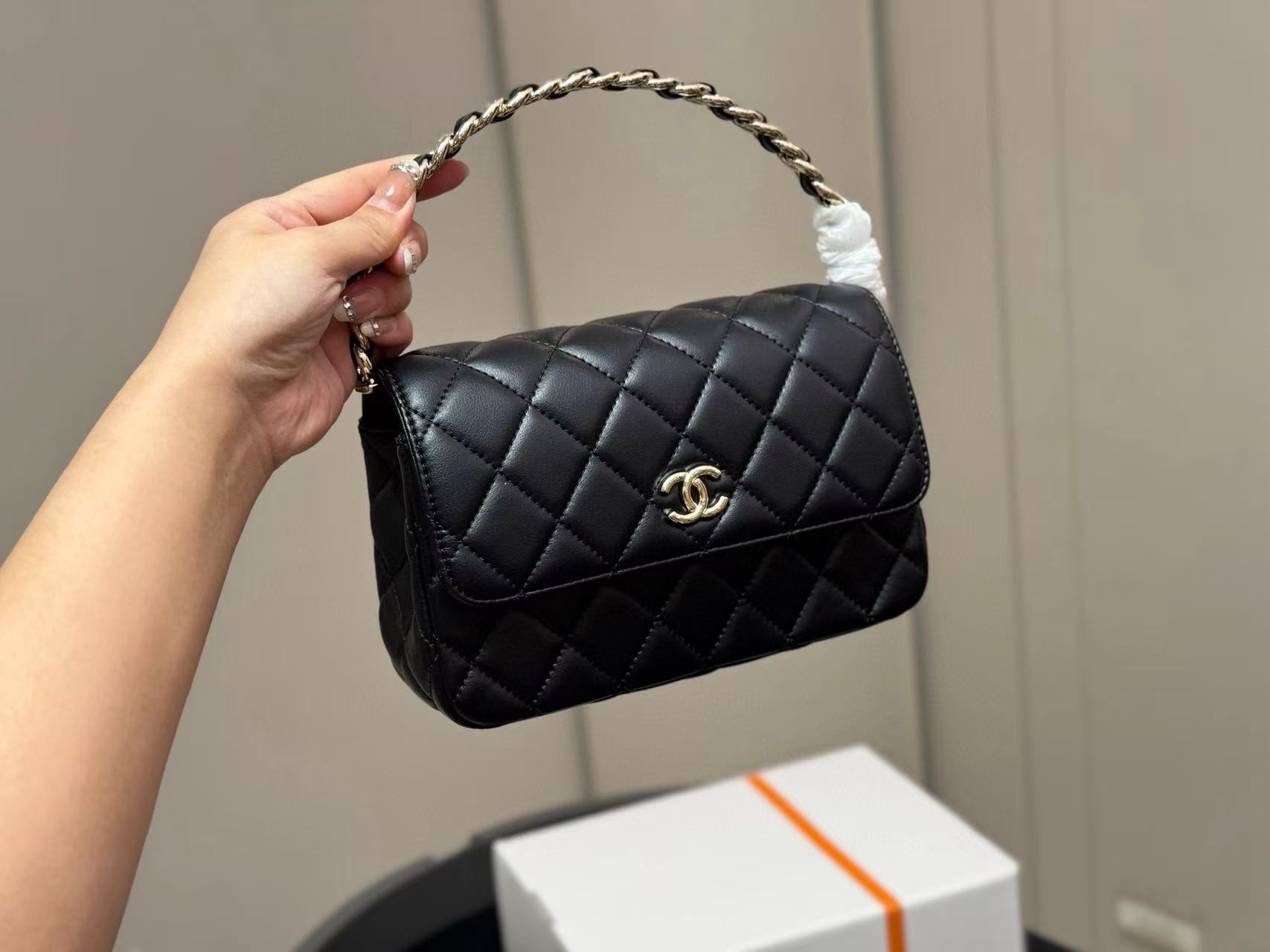 CHANE1 ハンドヘルドイブニングバッグ【50％割引+送料無料】