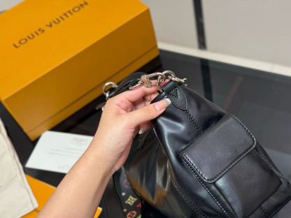 LV CarryAllチェーンハンドバッグ【50％割引+送料無料】