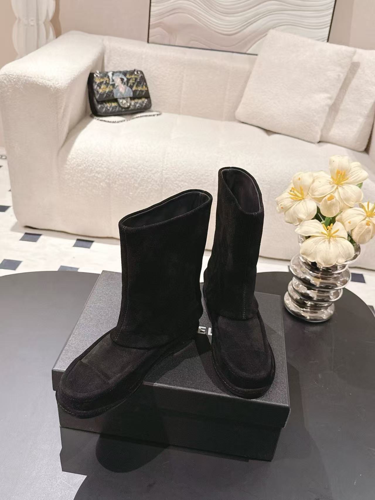 CHANE1 高品質ディアスキン ダブルC アンクルブーツ【50％割引+送料無料】