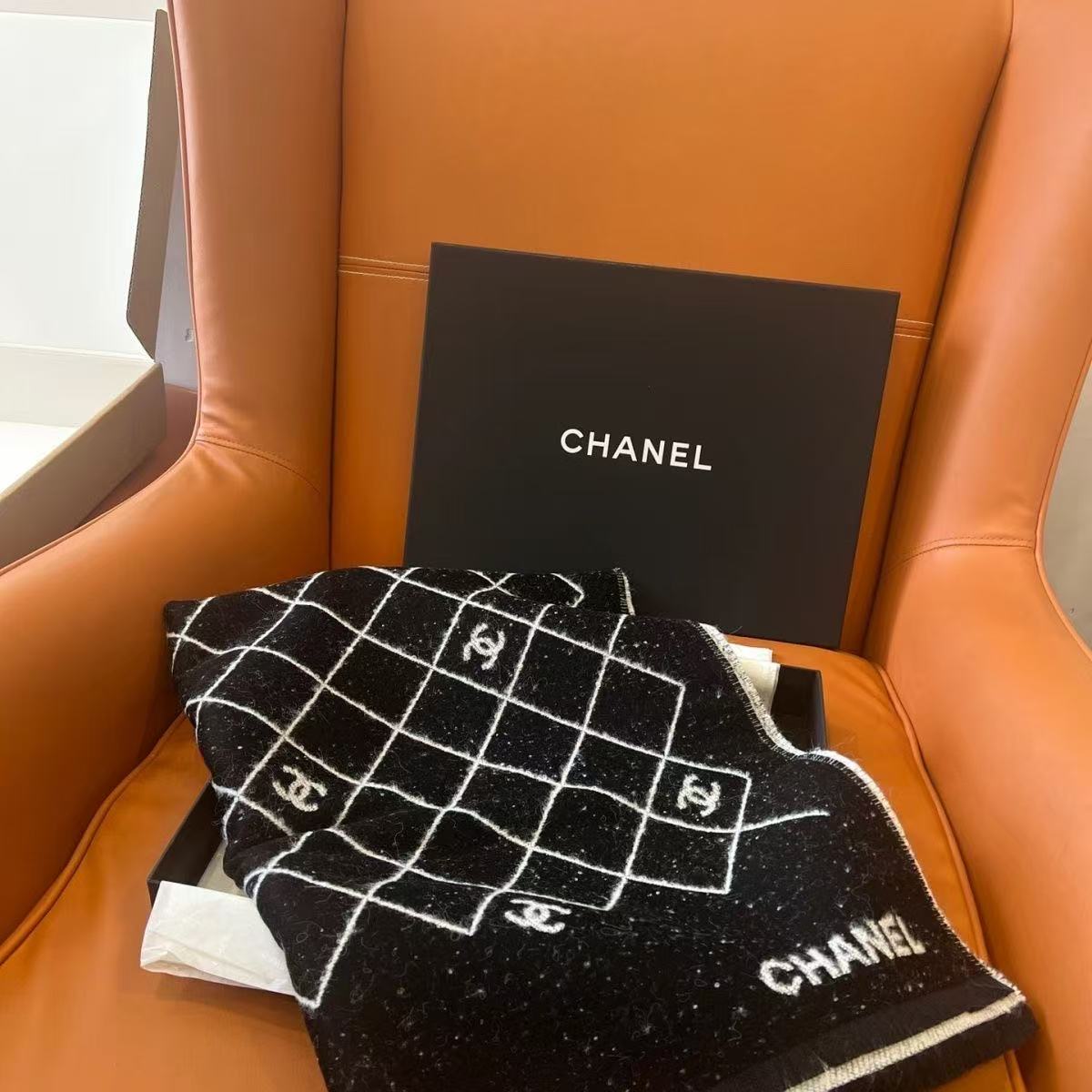 CHANE1 ダブルCチェック柄ウールスカーフ【50％割引+送料無料】