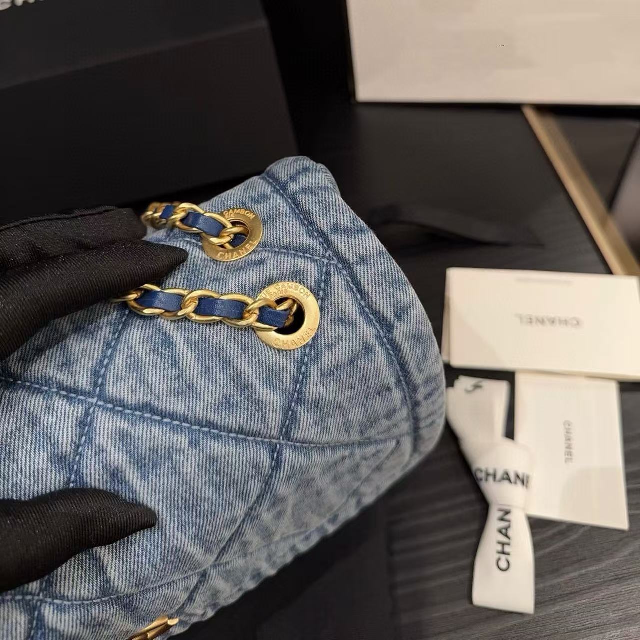 CHANE1 デニムフラップチェーンバッグ【50％割引+送料無料】