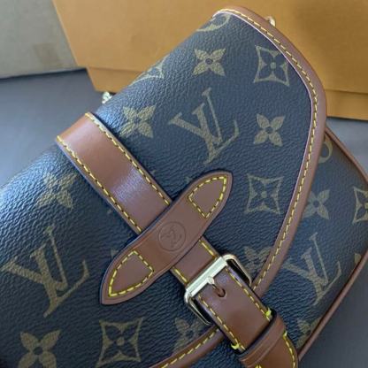 LVモノグラムサドルバッグ【50％割引+送料無料】