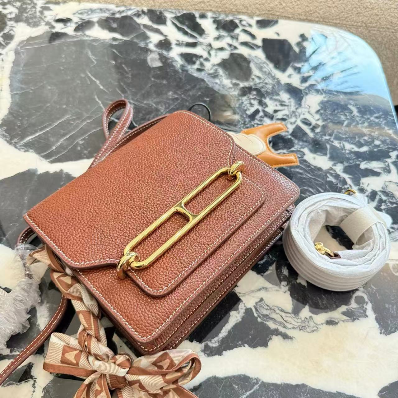 HERME5 高品質 豚鼻サドルバッグ【50％割引+送料無料】