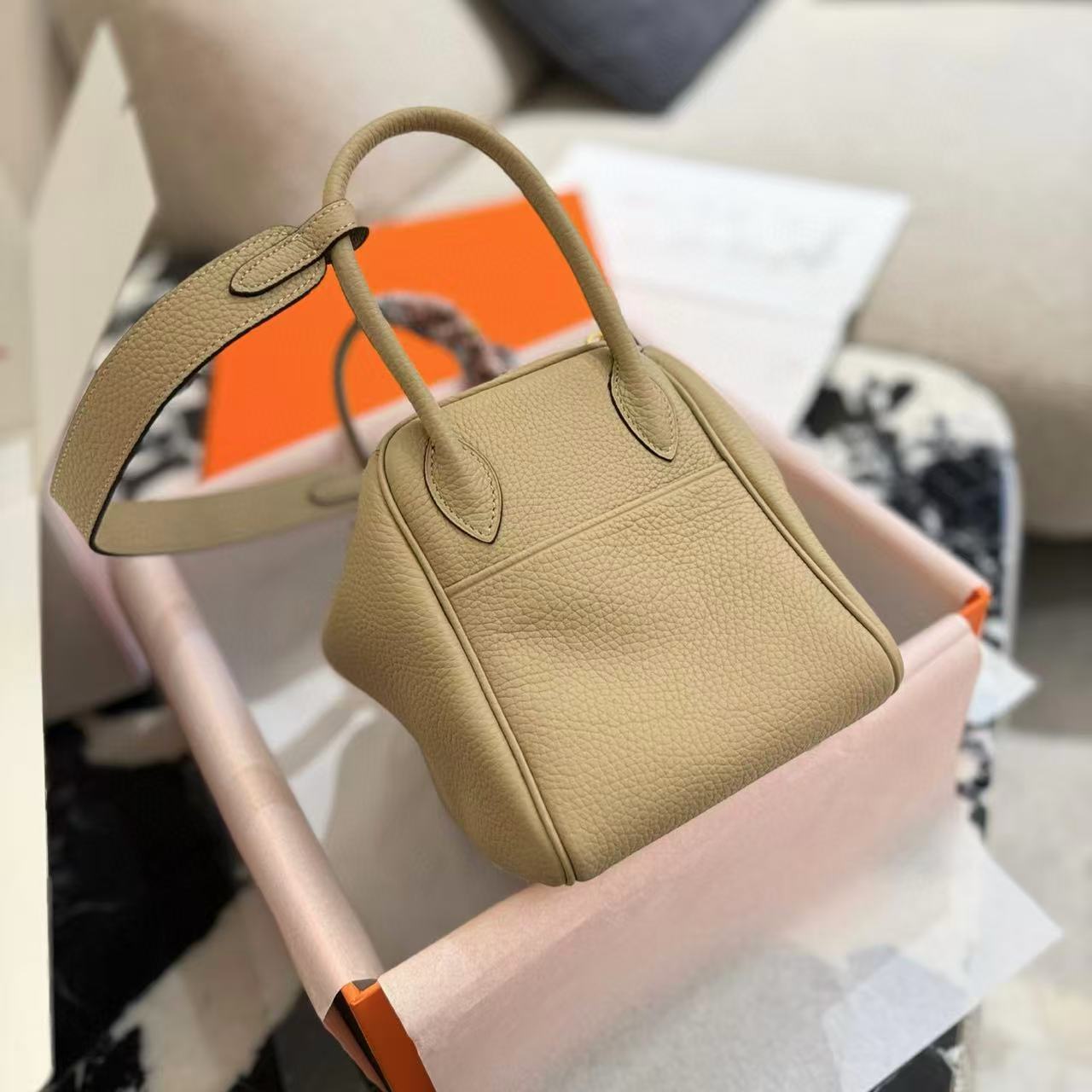 HERME5高品質Lindy牛革ショルダーバッグ【50％割引+送料無料】