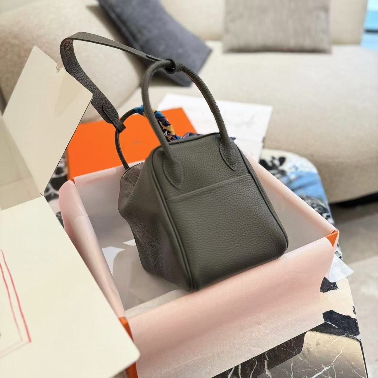 HERME5高品質Lindy牛革ショルダーバッグ【50％割引+送料無料】