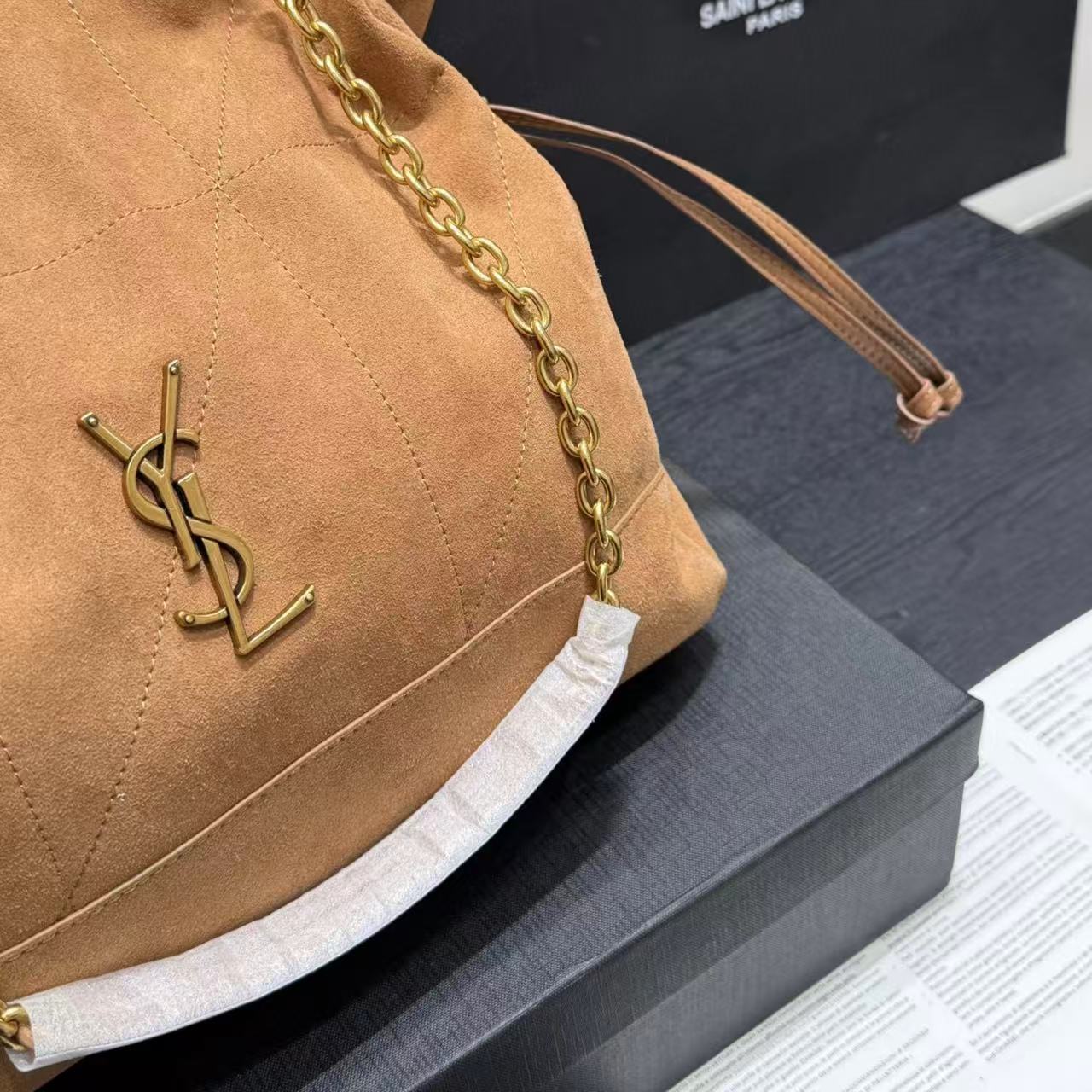 YSL ディアスキン ヌバックレザー チェーンバッグ【50％割引+送料無料】