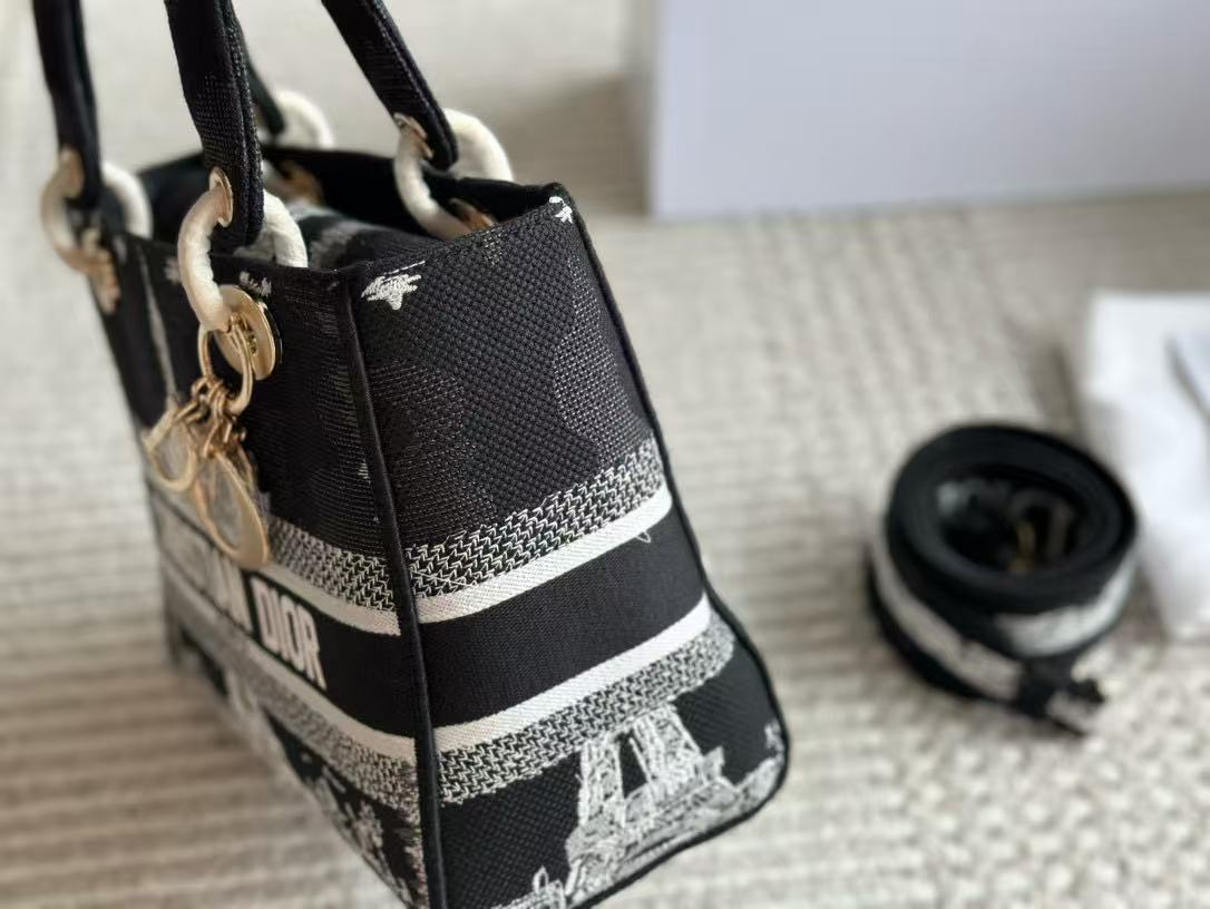 DI0Rプリント刺繍ハンドバッグ【50％割引+送料無料】