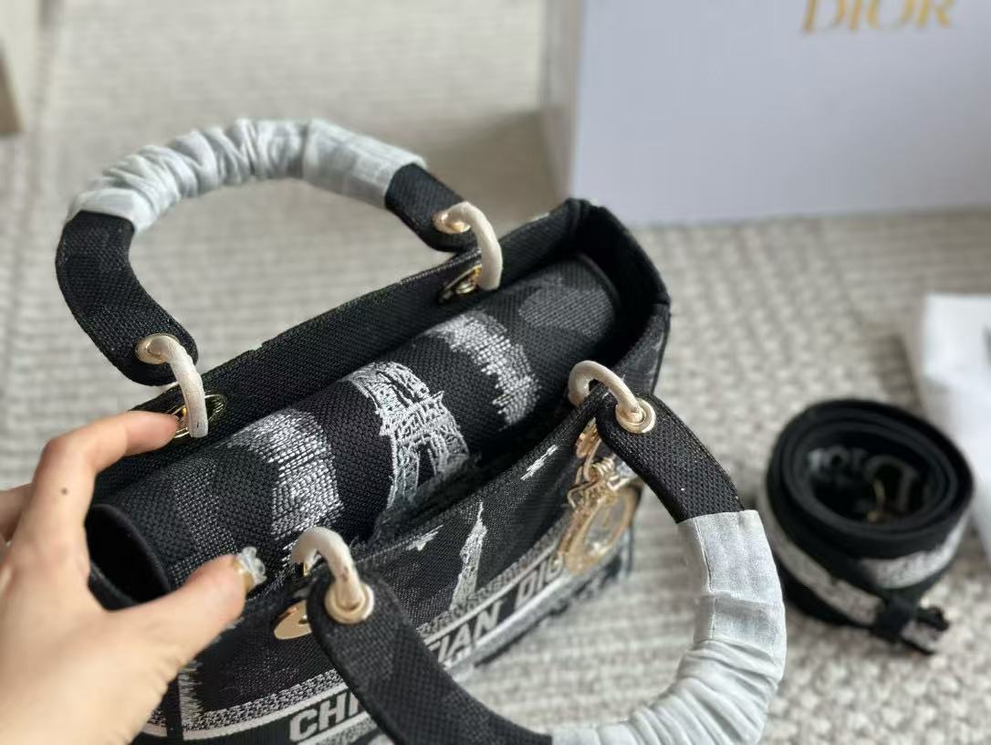 DI0Rプリント刺繍ハンドバッグ【50％割引+送料無料】