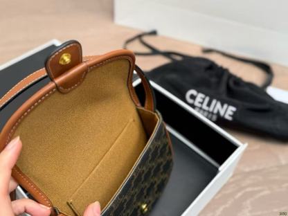 CEL1NE凱旋門サドルバッグ【50％割引+送料無料】