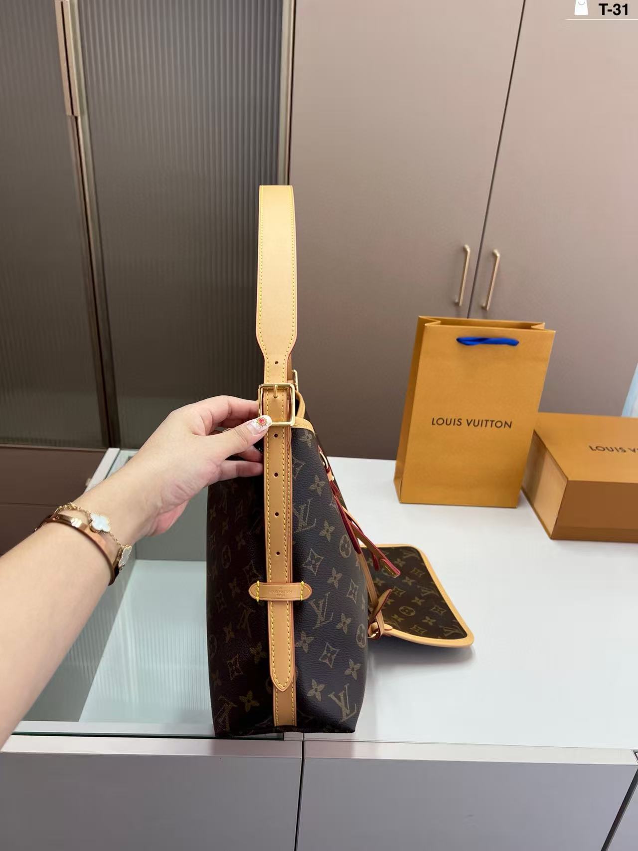 LV carryall買い物袋【50％割引+送料無料】