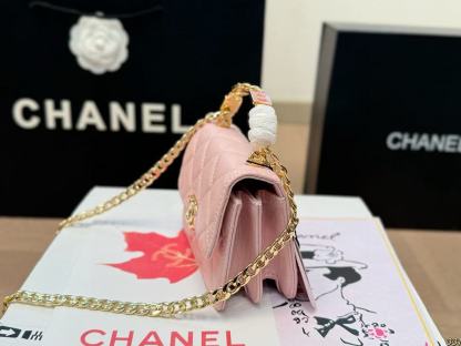 CHANE1 エナメルチェーンバッグ【50％割引+送料無料】