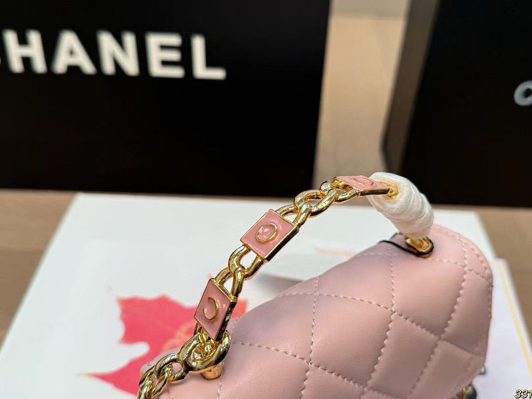 CHANE1 エナメルチェーンバッグ【50％割引+送料無料】