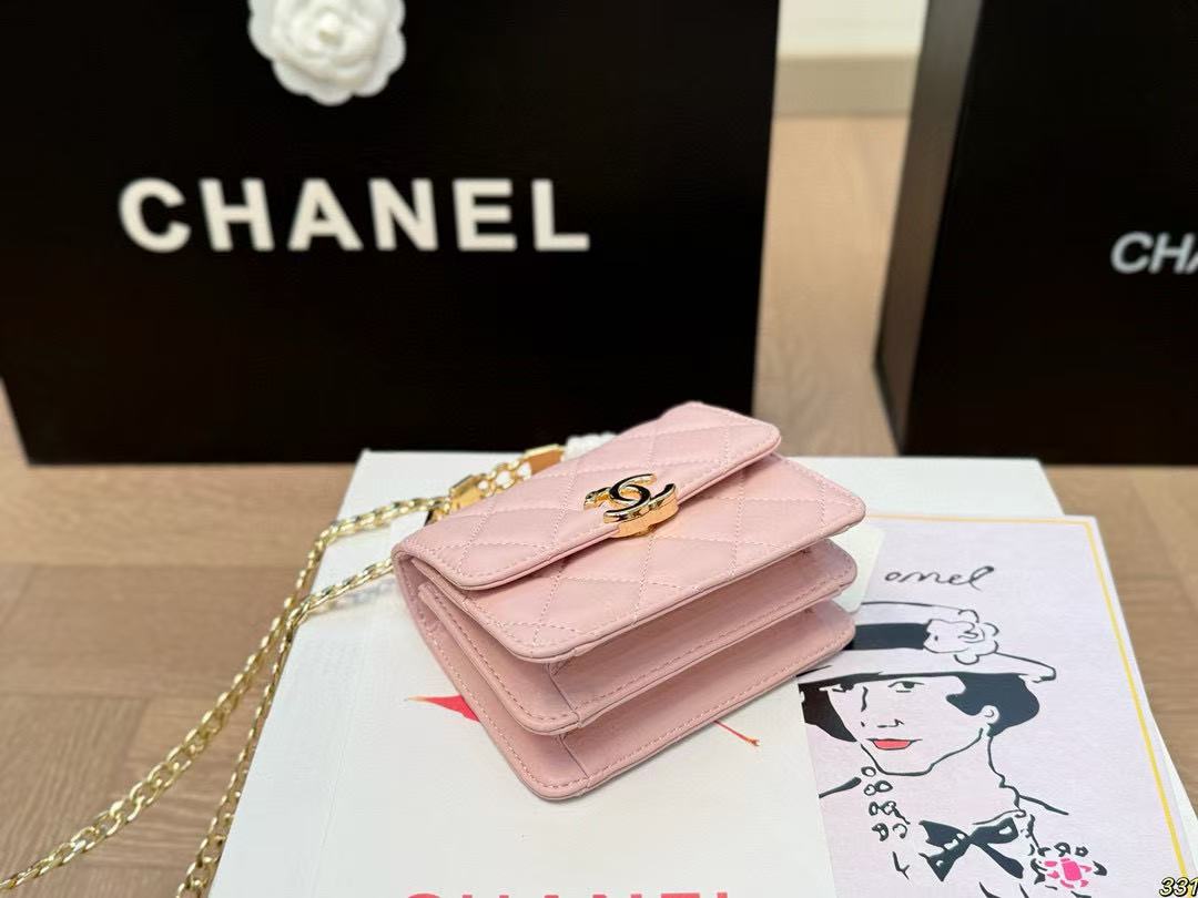 CHANE1 エナメルチェーンバッグ【50％割引+送料無料】