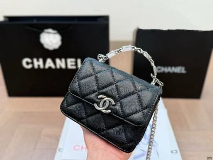 CHANE1 エナメルチェーンバッグ【50％割引+送料無料】
