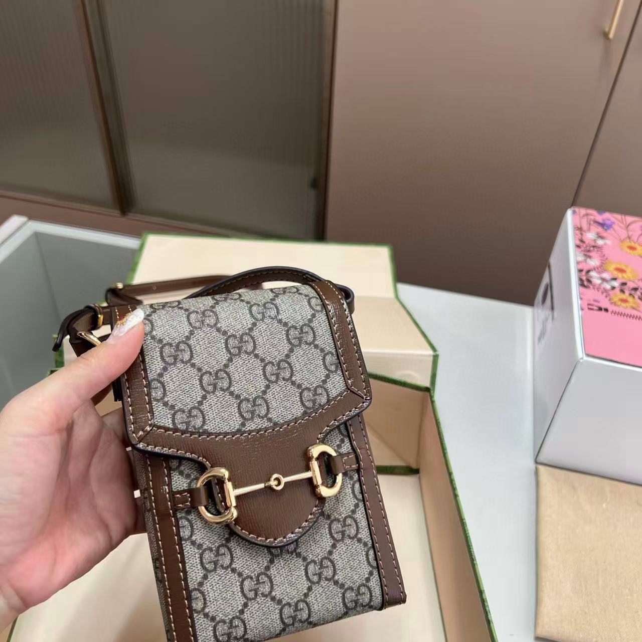 GUCC1 ジャカード モバイルフォンバッグ【50％割引+送料無料】