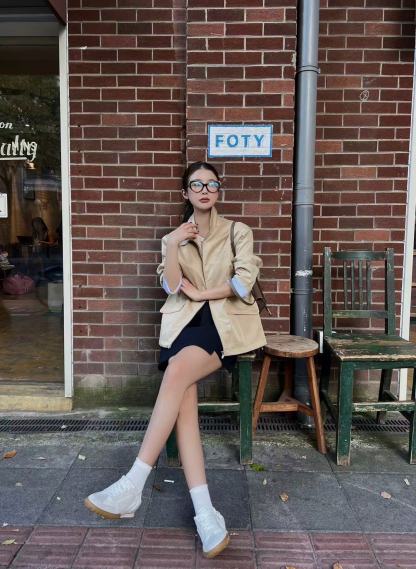 M1UM1U 刺繍レターフードジャケット【50％割引+送料無料】