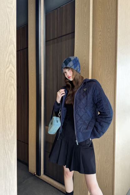 PR4DA トライアングルロゴ チェック柄 フード付きジャケット【50％割引+送料無料】