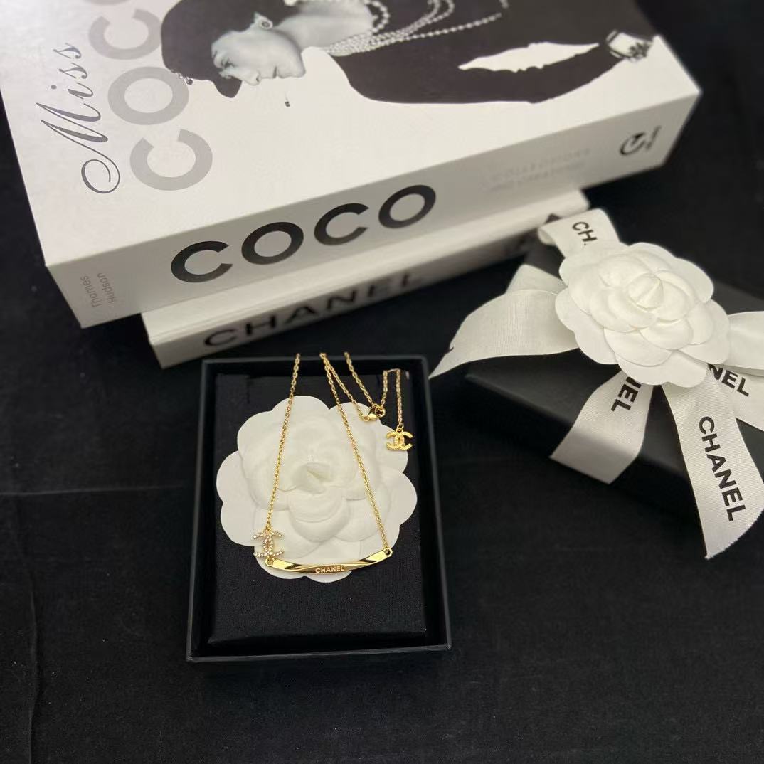CHANE1 ダブルCレターネックレス【50％割引+送料無料】