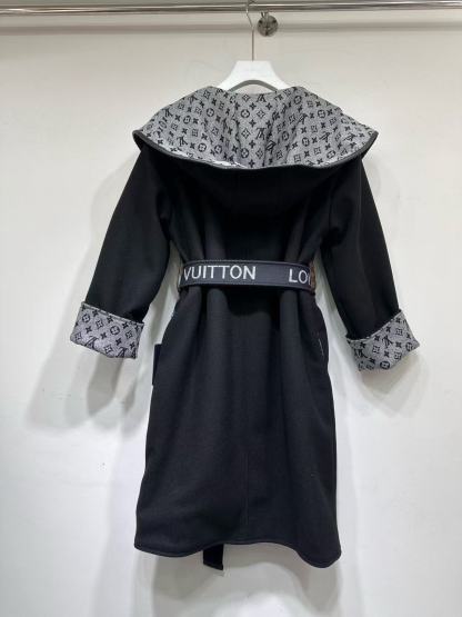LVプリントのフード付きカシミアコート【50％割引+送料無料】