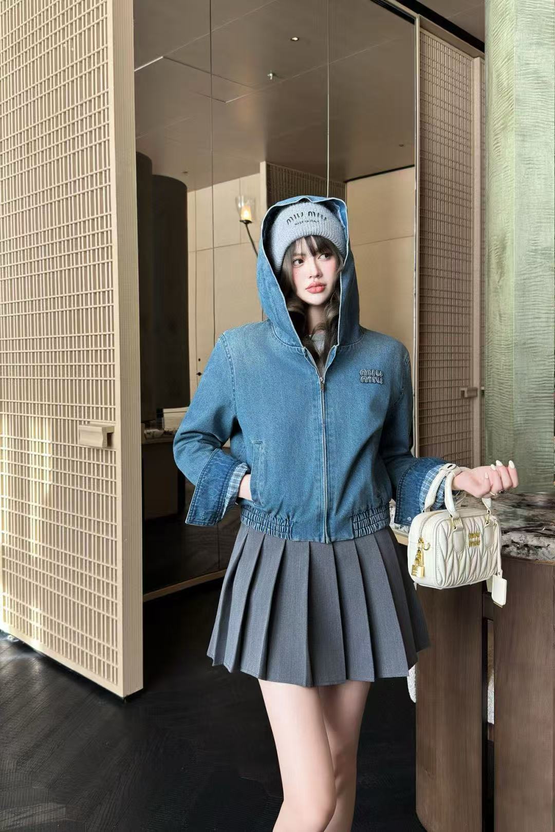 M1UM1U フード付きデニムジャケット【50％割引+送料無料】