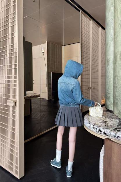 M1UM1U フード付きデニムジャケット【50％割引+送料無料】