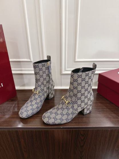 GUCC1 高品質ホースビットチャンキーヒールアンクルブーツ【50％割引+送料無料】