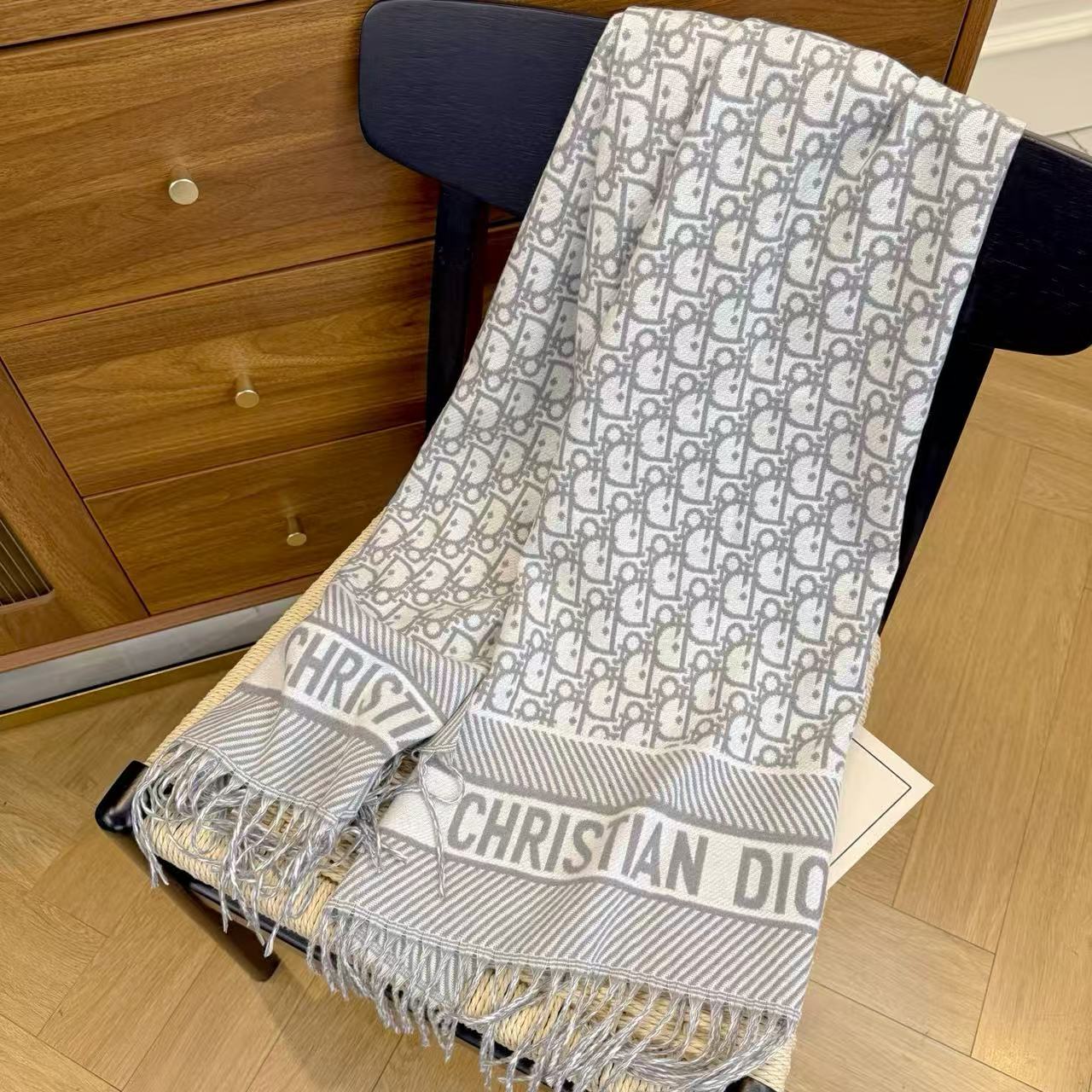 DI0R ジャカードタッセルウールスカーフ【50％割引+送料無料】