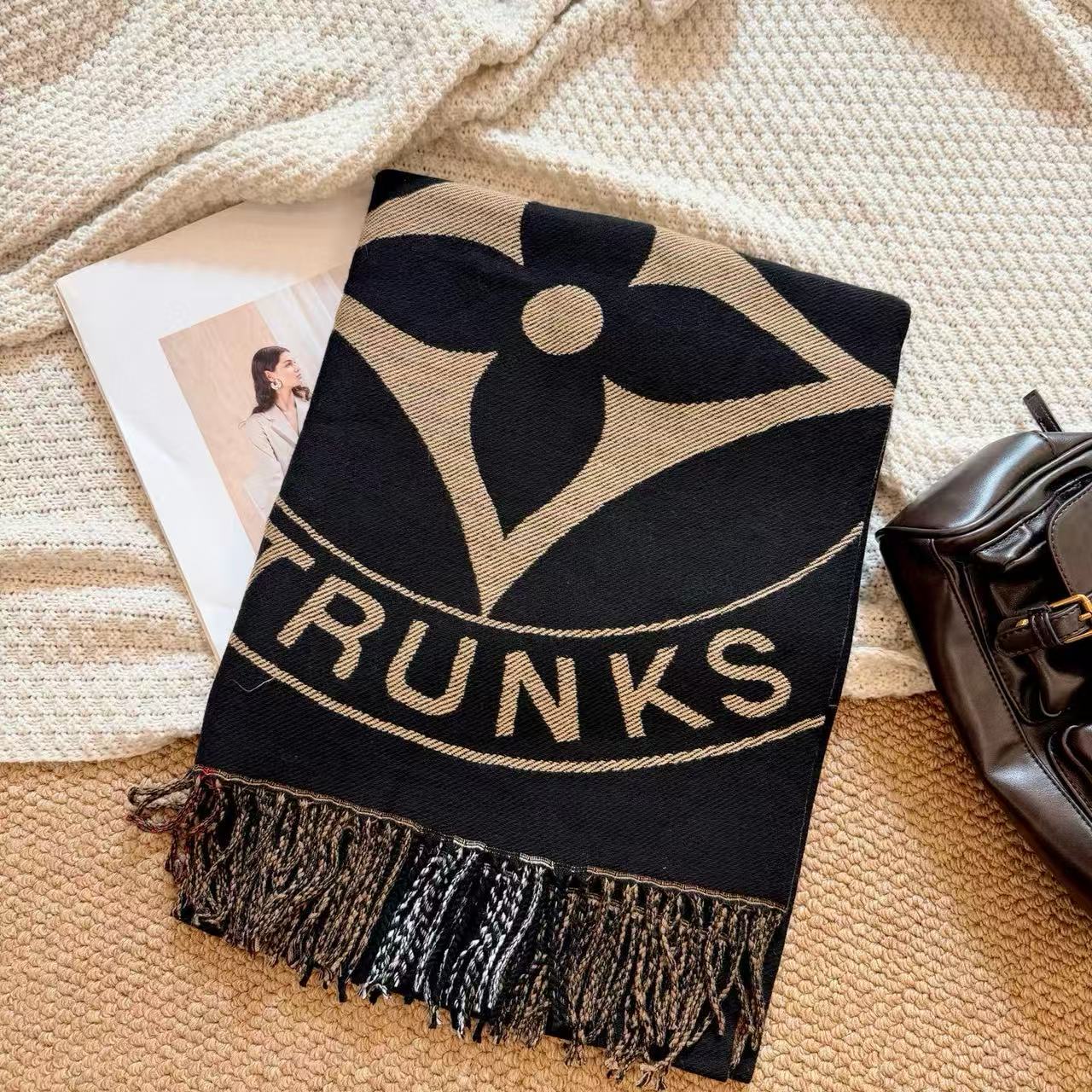 LV四つ葉のクローバータッセルウールスカーフ【50％割引+送料無料】